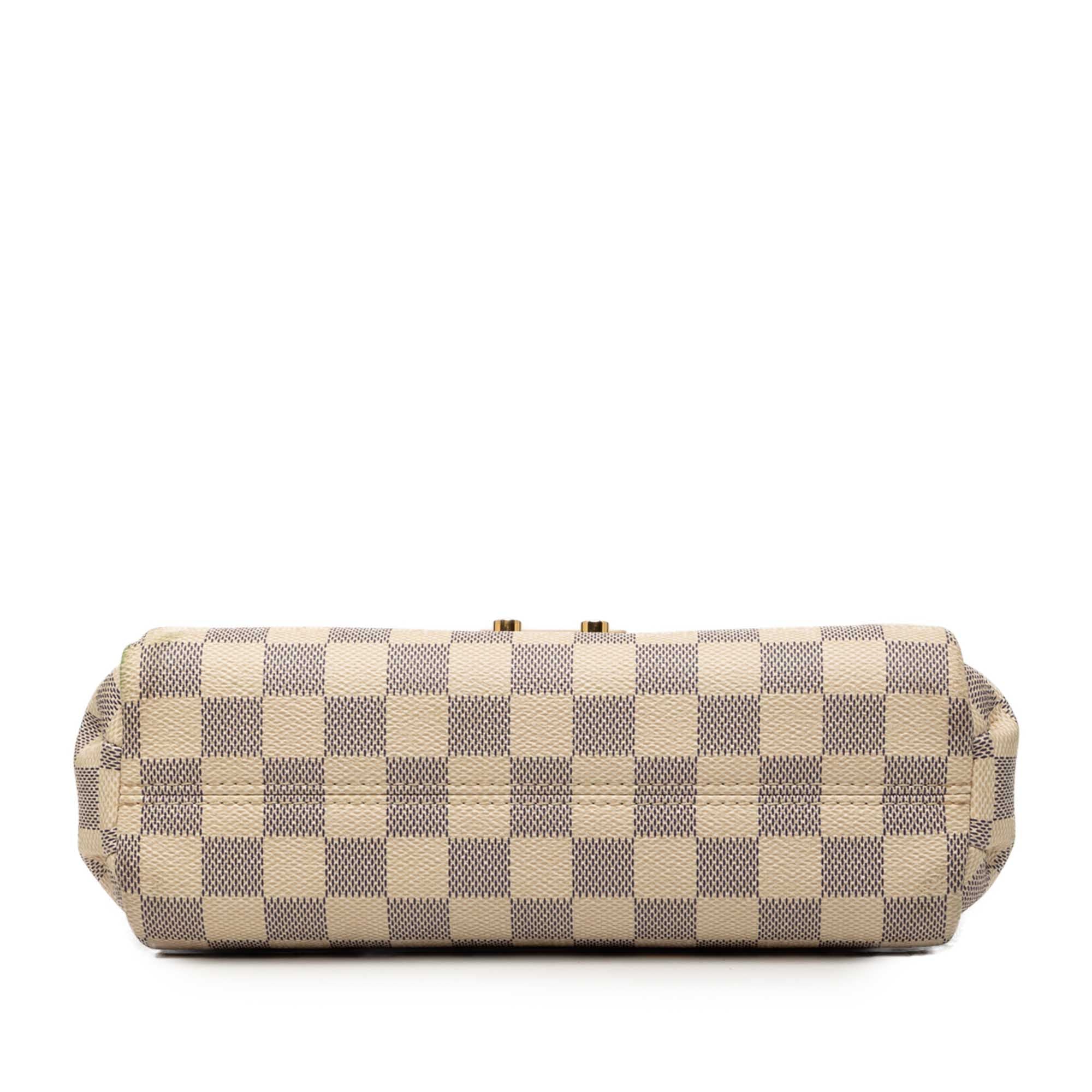 sc:https://storage.googleapis.com/luxclusif-photos-sku/09YYVOPR4LI8ZVGD/09YYVOPR4LI8ZVGD_3.jpg