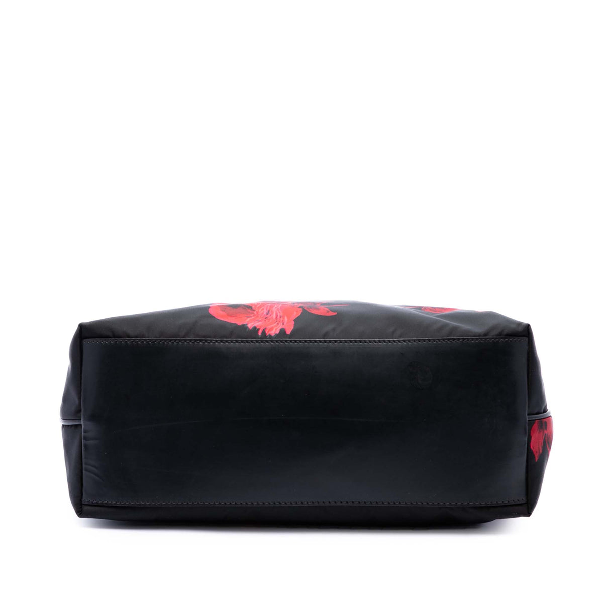 sc:https://storage.googleapis.com/luxclusif-photos-sku/0CQA97WQ8LGE72T3/0CQA97WQ8LGE72T3_3.jpg