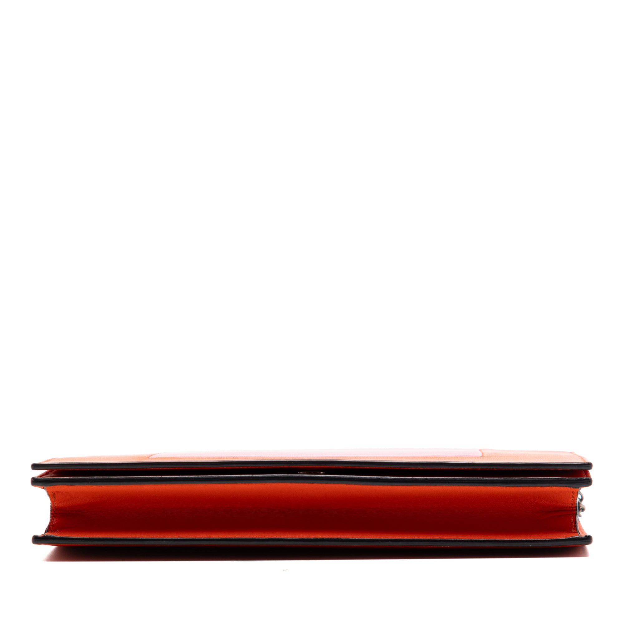 sc:https://storage.googleapis.com/luxclusif-photos-sku/0WPBJUEBXEKODVJP/0WPBJUEBXEKODVJP_3.jpg