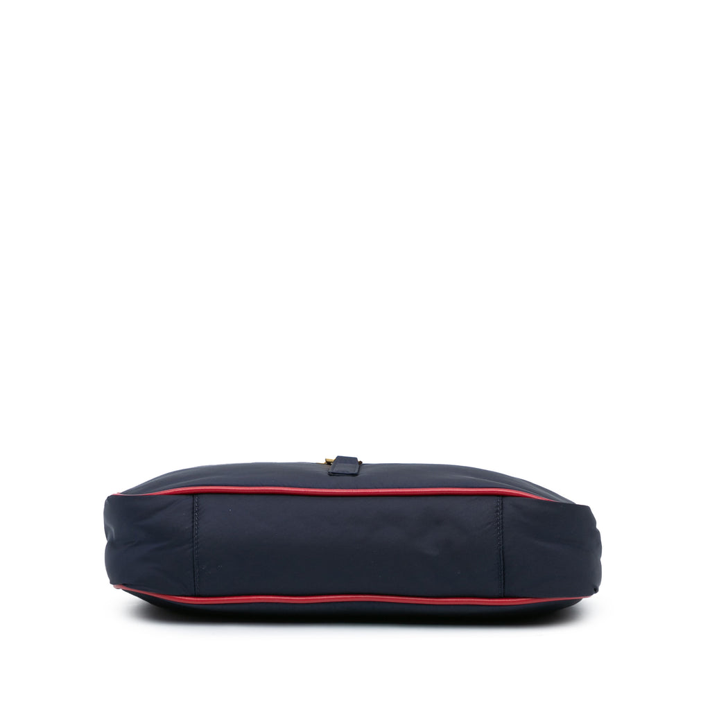sc:https://storage.googleapis.com/luxclusif-photos-sku/1JABH3EPYU1372DM/1JABH3EPYU1372DM_3.jpg