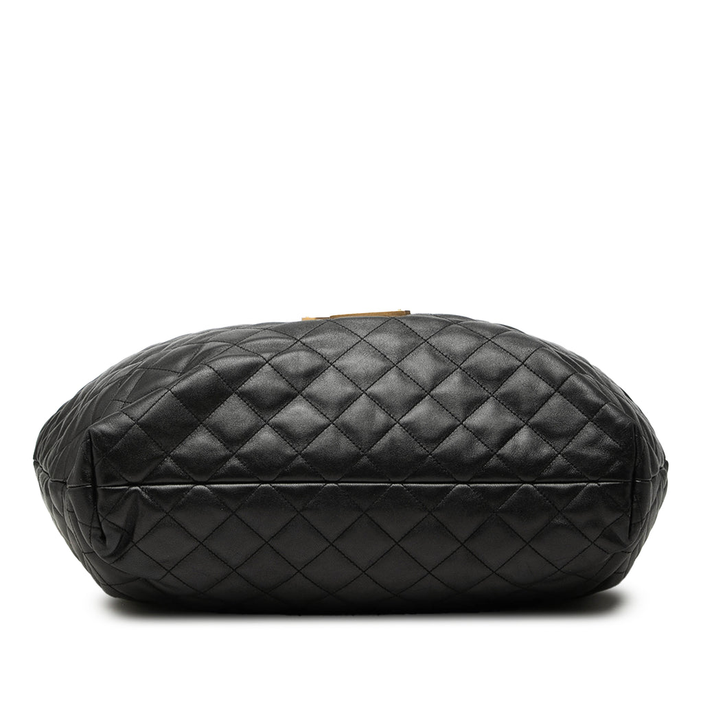 sc:https://storage.googleapis.com/luxclusif-photos-sku/23SUV6DIQJ852Y6S/23SUV6DIQJ852Y6S_3.jpg