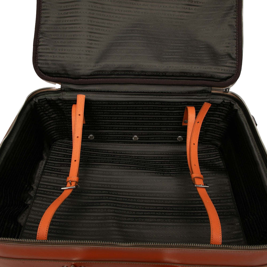 sc:https://storage.googleapis.com/luxclusif-photos-sku/2FS0AKO1EOUAE1VV/2FS0AKO1EOUAE1VV_4.jpg