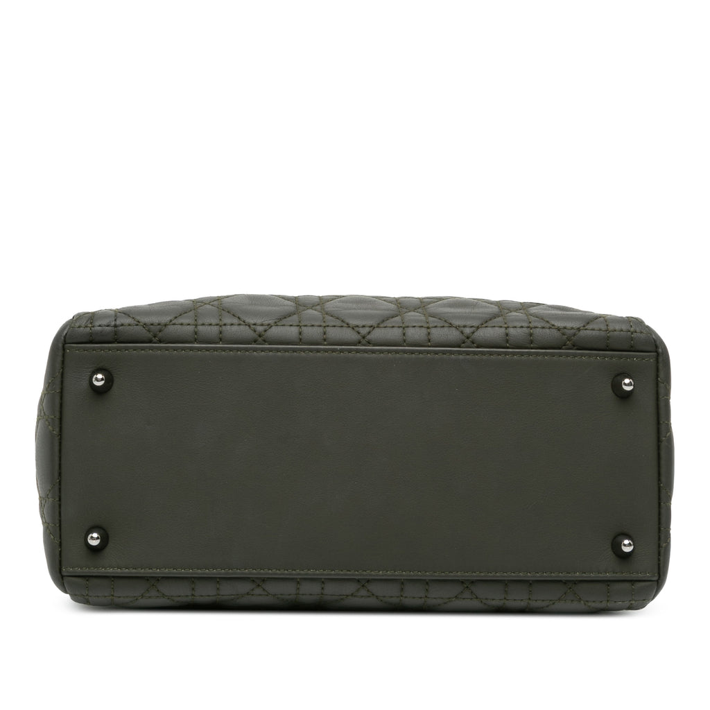 sc:https://storage.googleapis.com/luxclusif-photos-sku/2GZBG771I6RP78C5/2GZBG771I6RP78C5_3.jpg
