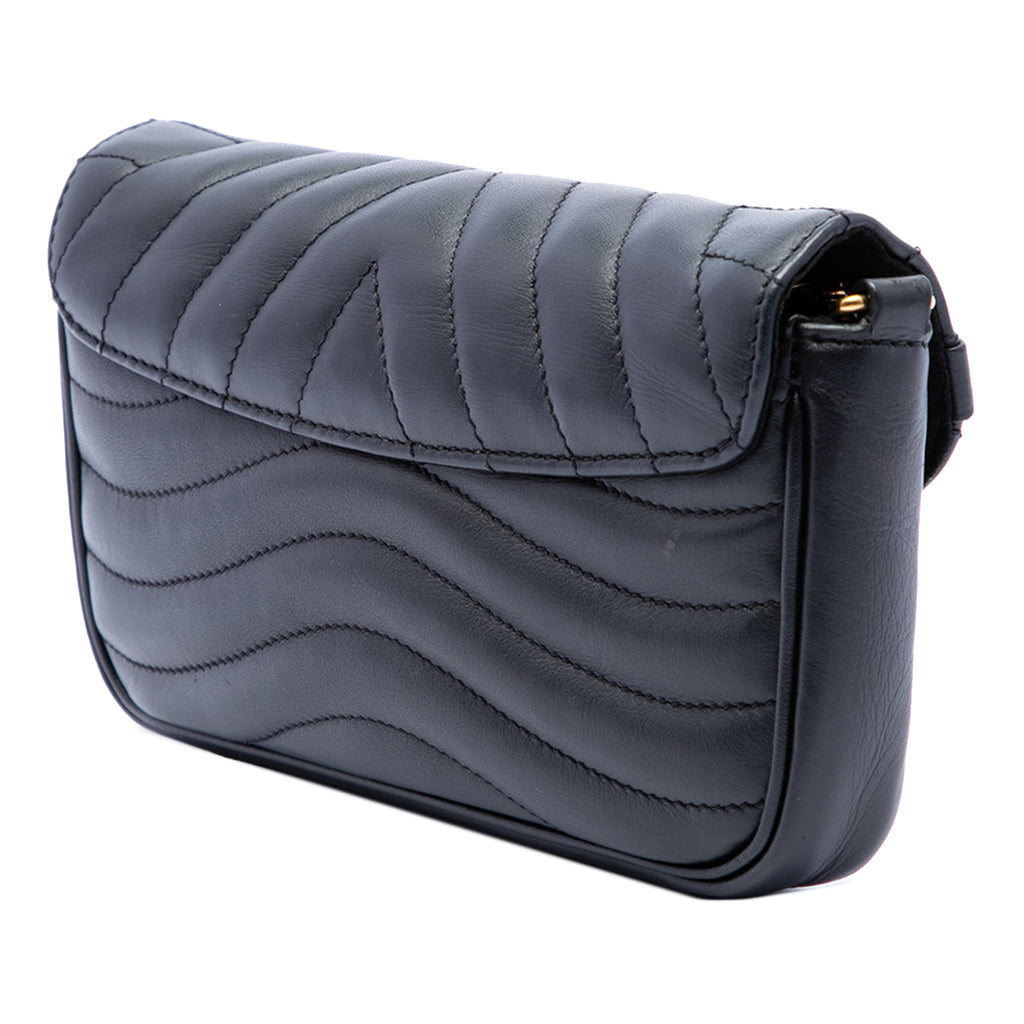sc:https://storage.googleapis.com/luxclusif-photos-sku/2HQWBGQL3MN5E3V5/2HQWBGQL3MN5E3V5_2.jpg