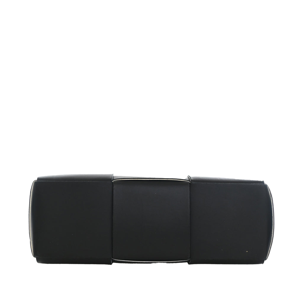 sc:https://storage.googleapis.com/luxclusif-photos-sku/39L17SFHOAKXW8TC/39L17SFHOAKXW8TC_3.jpg