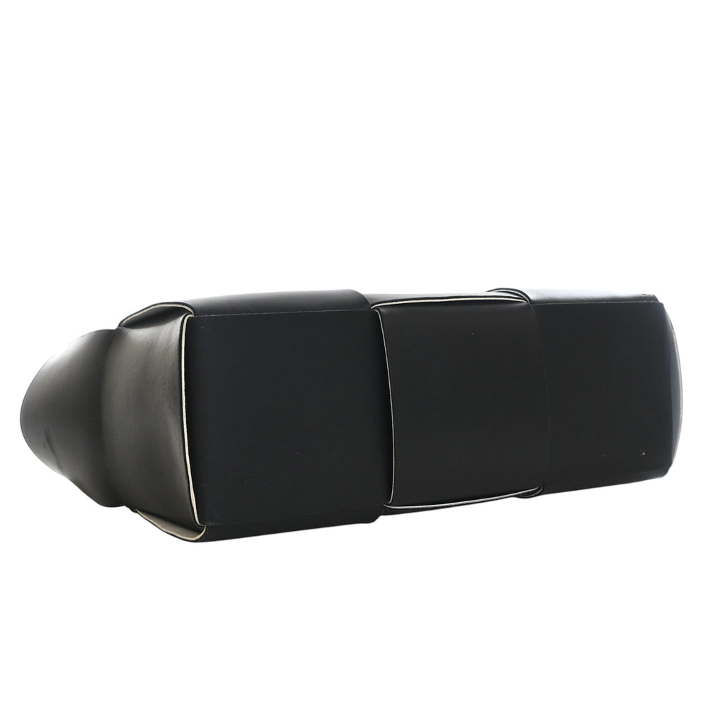 sc:https://storage.googleapis.com/luxclusif-photos-sku/39L17SFHOAKXW8TC/39L17SFHOAKXW8TC_5.jpg