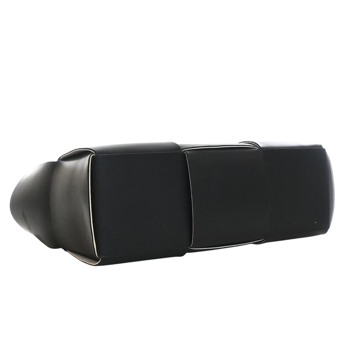 sc:https://storage.googleapis.com/luxclusif-photos-sku/39L17SFHOAKXW8TC/39L17SFHOAKXW8TC_5.jpg
