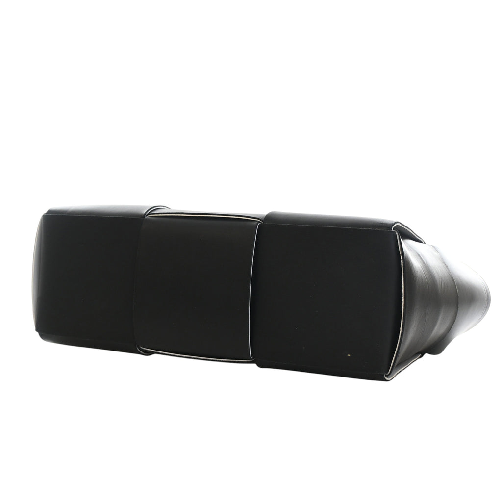 sc:https://storage.googleapis.com/luxclusif-photos-sku/39L17SFHOAKXW8TC/39L17SFHOAKXW8TC_6.jpg