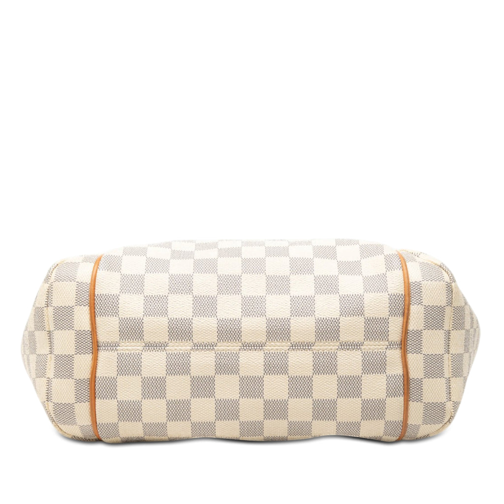 sc:https://storage.googleapis.com/luxclusif-photos-sku/56VDG3CL5FS3C7RA/56VDG3CL5FS3C7RA_3.jpg