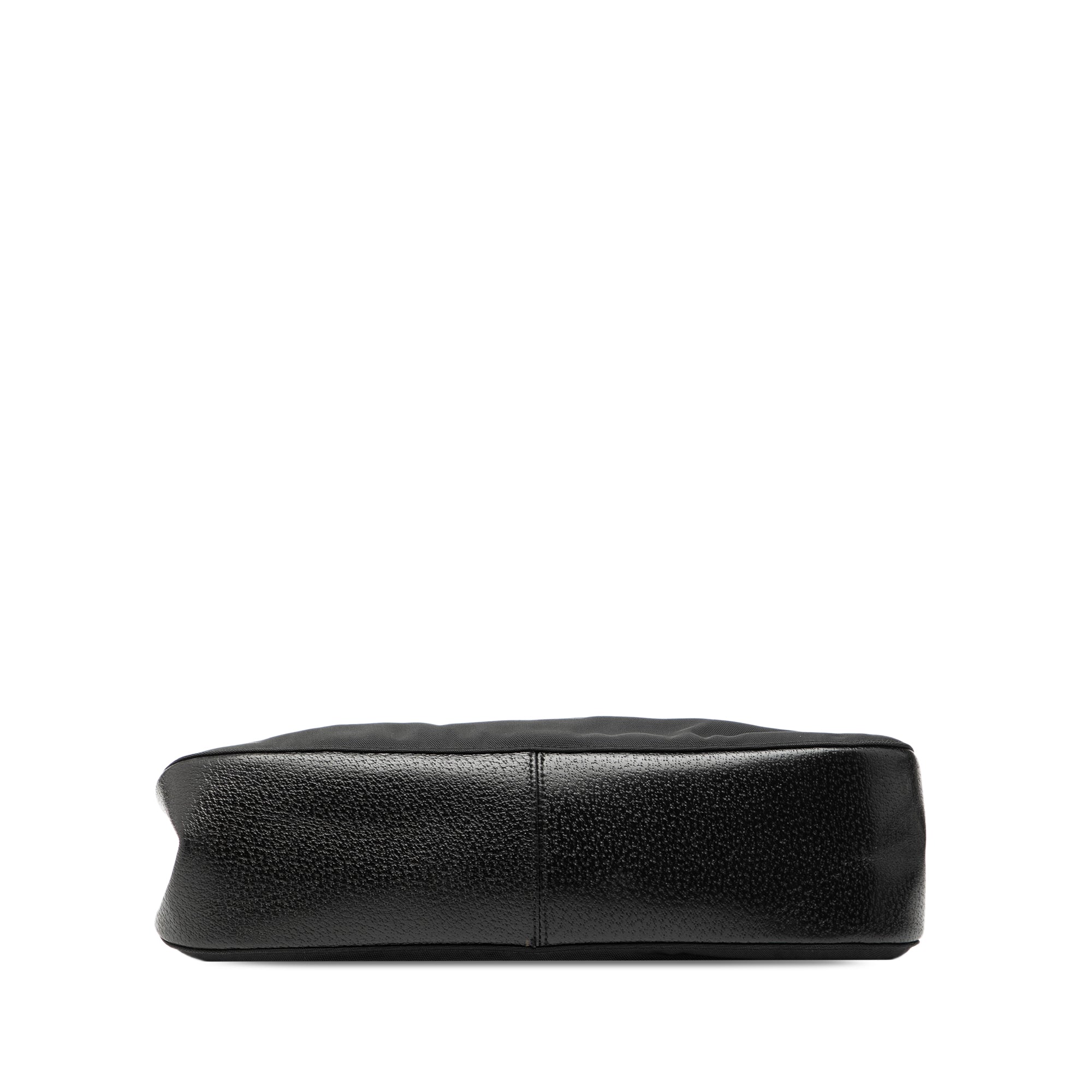 sc:https://storage.googleapis.com/luxclusif-photos-sku/5RHL6V0ZAJHLEP17/5RHL6V0ZAJHLEP17_3.jpg