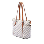 sc:https://storage.googleapis.com/luxclusif-photos-sku/62G0VT5T1WPH5SW7/62G0VT5T1WPH5SW7_2.jpg