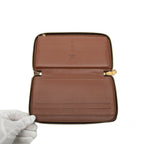 sc:https://storage.googleapis.com/luxclusif-photos-sku/6M6AD1RK90PWY72L/6M6AD1RK90PWY72L_4.jpg