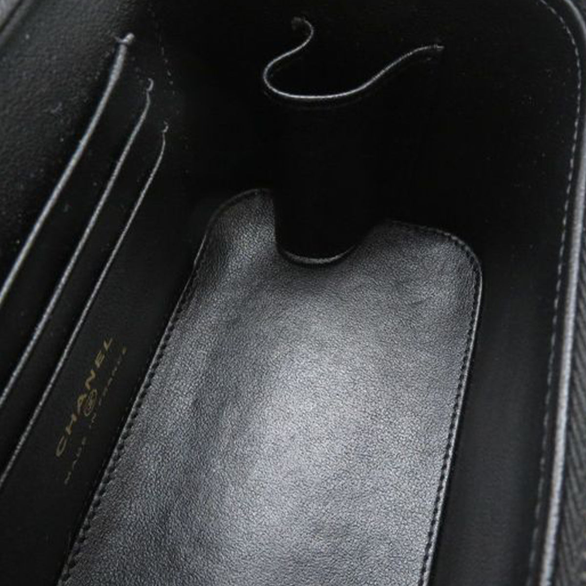 sc:https://storage.googleapis.com/luxclusif-photos-sku/78BNWGDHAW77LRBO/78BNWGDHAW77LRBO_5.jpg
