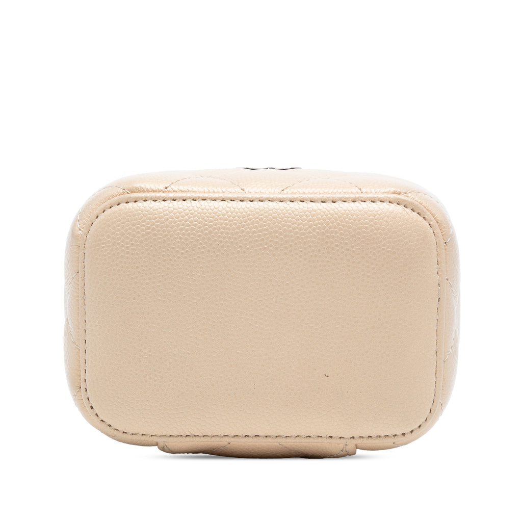 sc:https://storage.googleapis.com/luxclusif-photos-sku/7I41QQLQ4EC62X3N/7I41QQLQ4EC62X3N_3.jpg