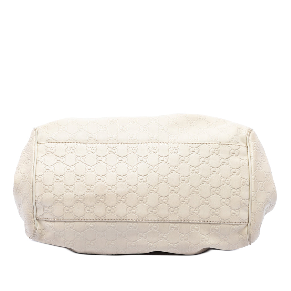 sc:https://storage.googleapis.com/luxclusif-photos-sku/7Y52RLGMJ4KX98HP/7Y52RLGMJ4KX98HP_3.jpg