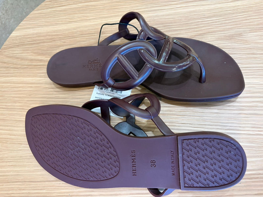 sc:1ab8f7df-a92e-4894-a90e-d0a3d4d9ba8a/127c796a-4997-42b0-8a33-1daafe09faff/7ccdcbc2-e8e4-4a8f-bf26-c7a5806a5672.jpeg