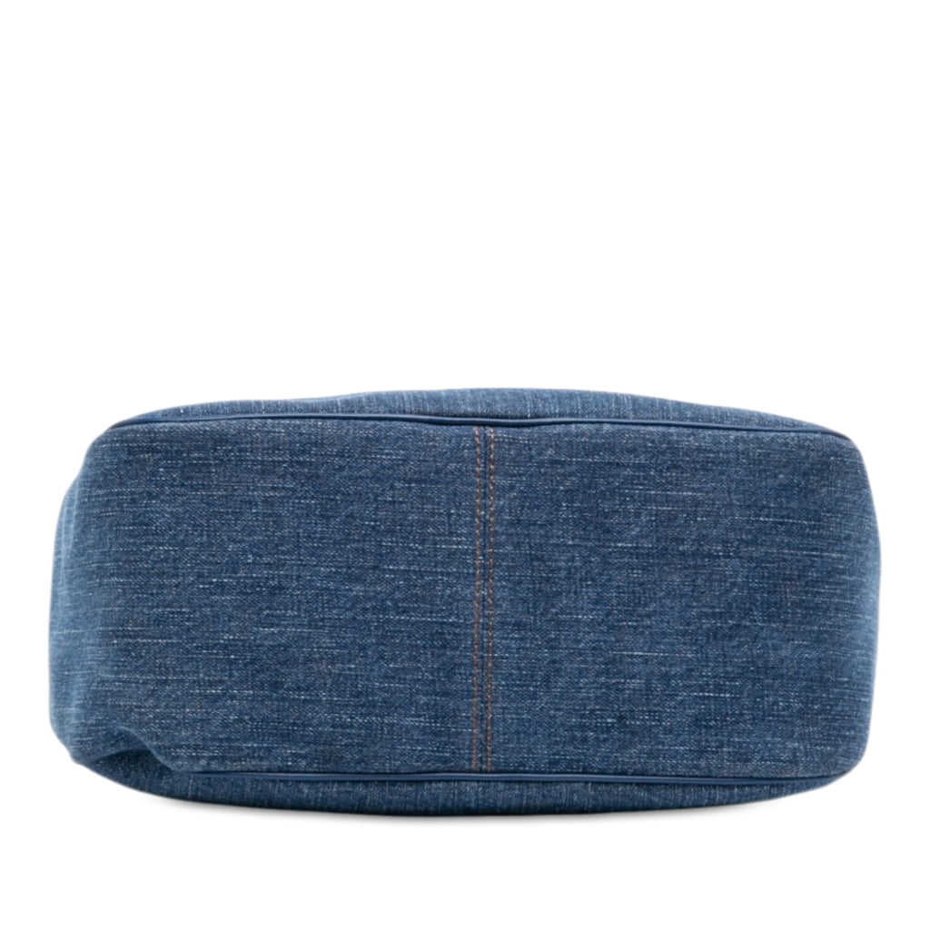 sc:https://storage.googleapis.com/luxclusif-photos-sku/86IXB6WC3FLD0MV5/86IXB6WC3FLD0MV5_3.jpg