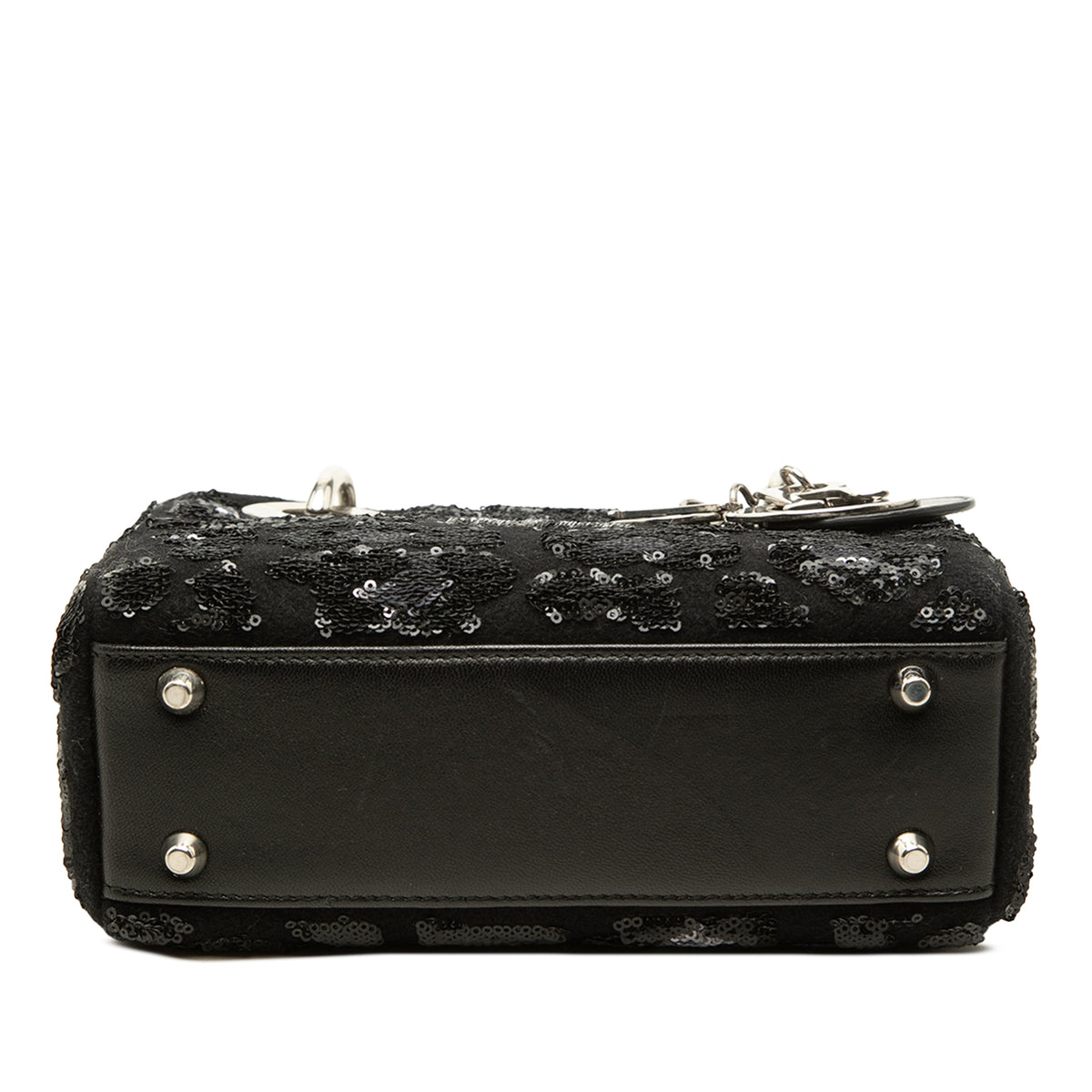 sc:https://storage.googleapis.com/luxclusif-photos-sku/9QCORX67VGA8B8S0/9QCORX67VGA8B8S0_3.jpg
