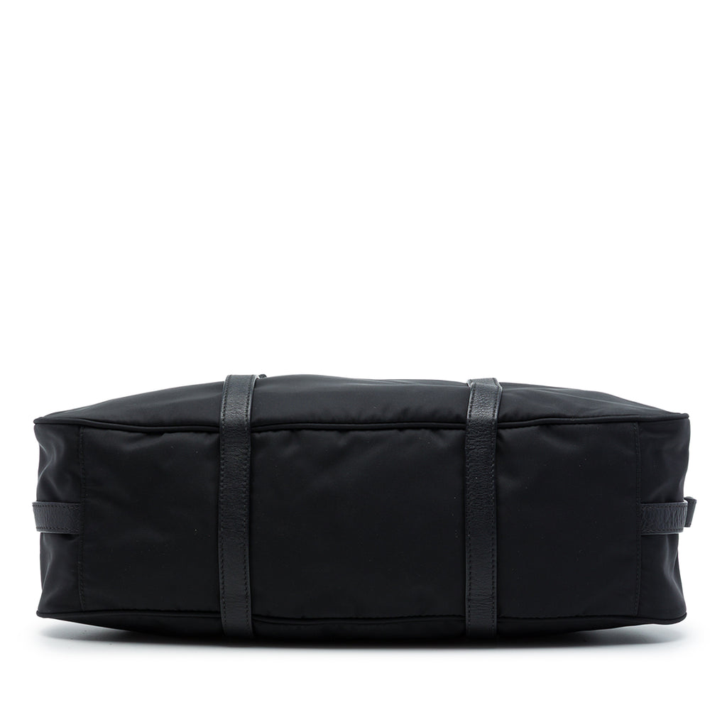 sc:https://storage.googleapis.com/luxclusif-photos-sku/9TFM266DJLQDT1W1/9TFM266DJLQDT1W1_3.jpg