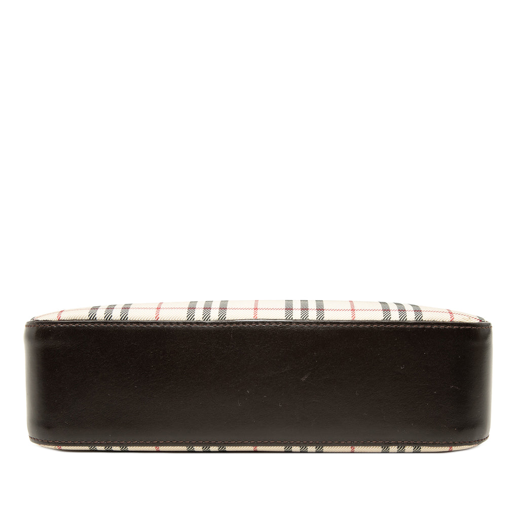 sc:https://storage.googleapis.com/luxclusif-photos-sku/9TW8G01TGN315DBR/9TW8G01TGN315DBR_3.jpg
