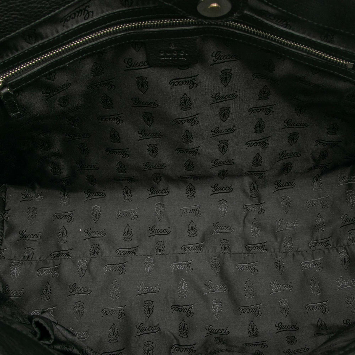 sc:https://storage.googleapis.com/luxclusif-photos-sku/ATJ5ZAR3KXQL10XJ/ATJ5ZAR3KXQL10XJ_5.jpg