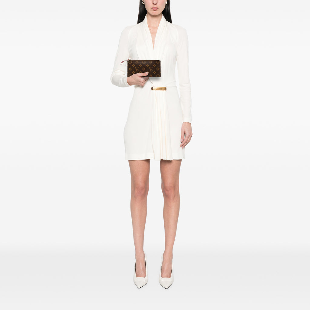sc:https://storage.googleapis.com/luxclusif-photos-sku/B64R3S6IC9MTPO00/B64R3S6IC9MTPO00_6.jpg
