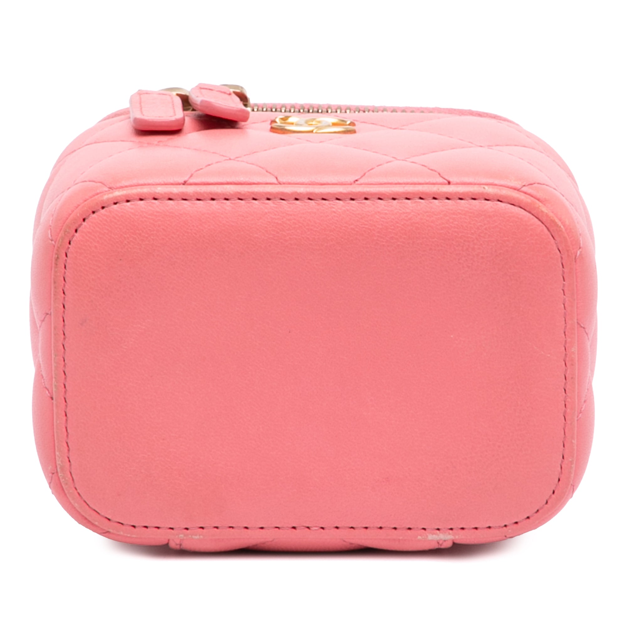 sc:https://storage.googleapis.com/luxclusif-photos-sku/BG9IE1M4UM3YCSJO/BG9IE1M4UM3YCSJO_3.jpg