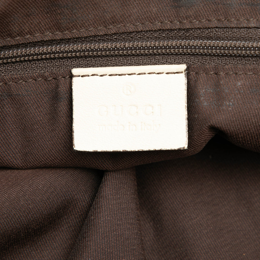 sc:https://storage.googleapis.com/luxclusif-photos-sku/C1YSQ2DJZCB7XCBD/C1YSQ2DJZCB7XCBD_5.jpg