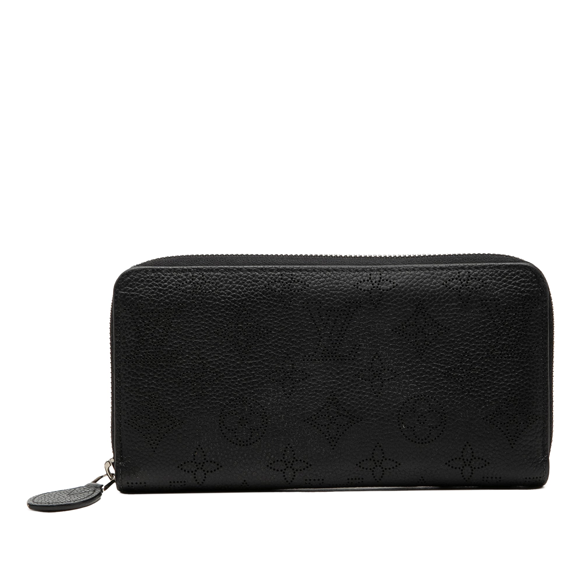 sc:https://storage.googleapis.com/luxclusif-photos-sku/C8VD06AZ0W94GV6L/C8VD06AZ0W94GV6L_1.jpg