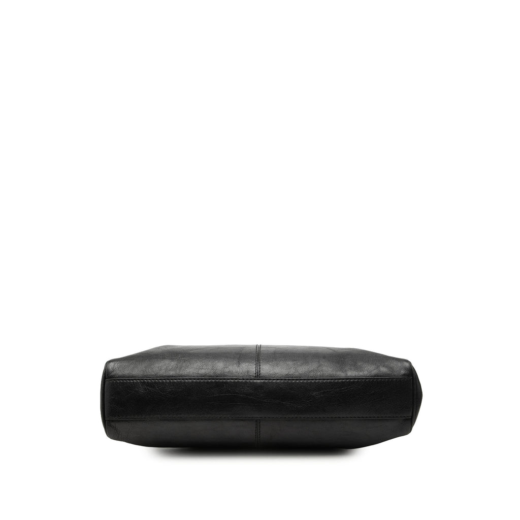 sc:https://storage.googleapis.com/luxclusif-photos-sku/DG7YZM0B88CLXMEY/DG7YZM0B88CLXMEY_3.jpg