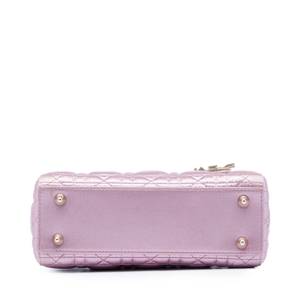 sc:https://storage.googleapis.com/luxclusif-photos-sku/DLJQEQ6KF8JQRA2F/DLJQEQ6KF8JQRA2F_3.jpg