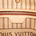 sc:https://storage.googleapis.com/luxclusif-photos-sku/ENW8N8E40OON4GNC/ENW8N8E40OON4GNC_5.jpg