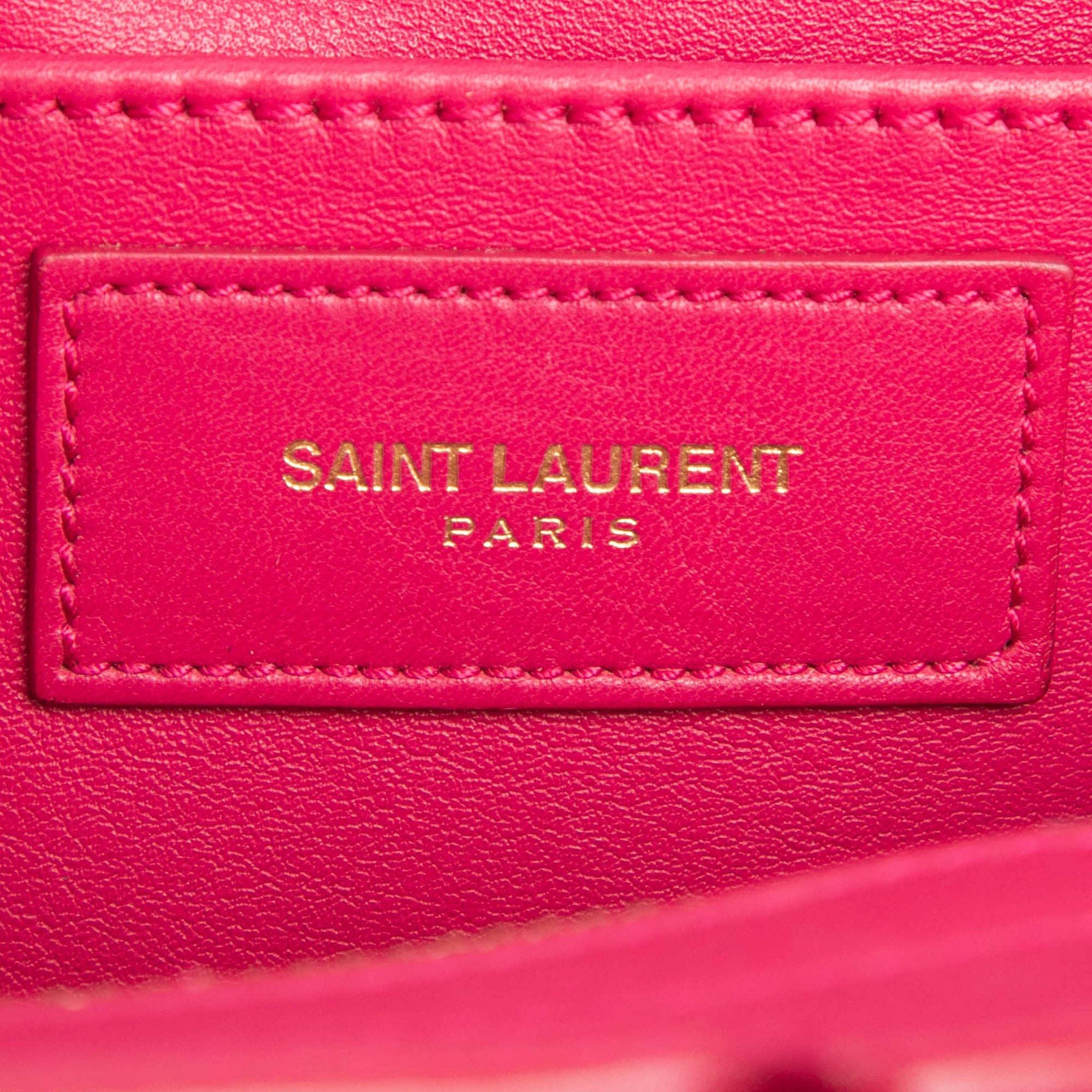 sc:https://storage.googleapis.com/luxclusif-photos-sku/F8TVHVDJ0ZTA13AM/F8TVHVDJ0ZTA13AM_5.jpg