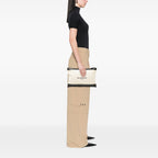 sc:https://storage.googleapis.com/luxclusif-photos-sku/FCUEKDHW3V71DQ0G/FCUEKDHW3V71DQ0G_7.jpg