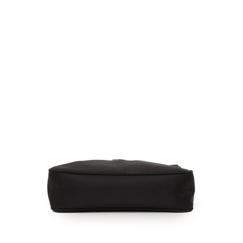 sc:https://storage.googleapis.com/luxclusif-photos-sku/FFXJM42049UZ6IK8/FFXJM42049UZ6IK8_3.jpg