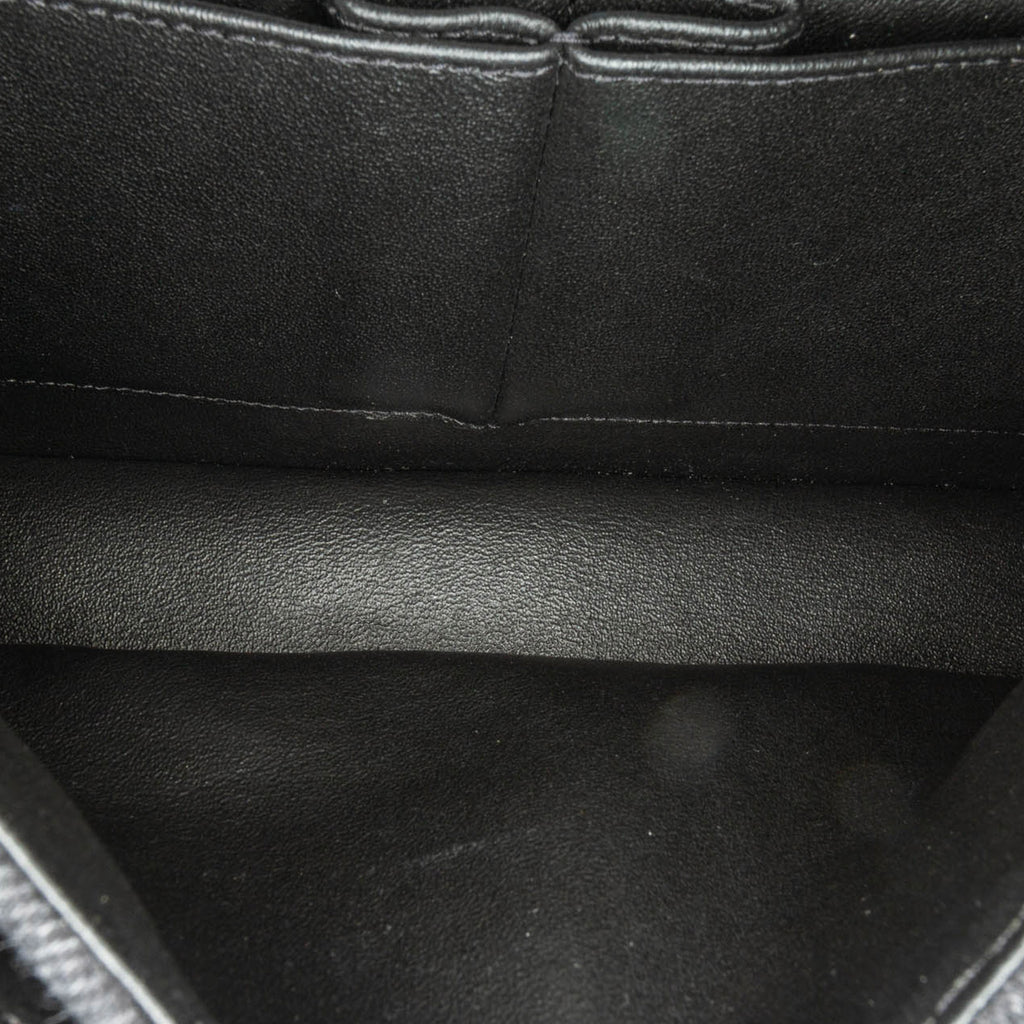 sc:https://storage.googleapis.com/luxclusif-photos-sku/FXVR05JOQVN6DWVP/FXVR05JOQVN6DWVP_4.jpg