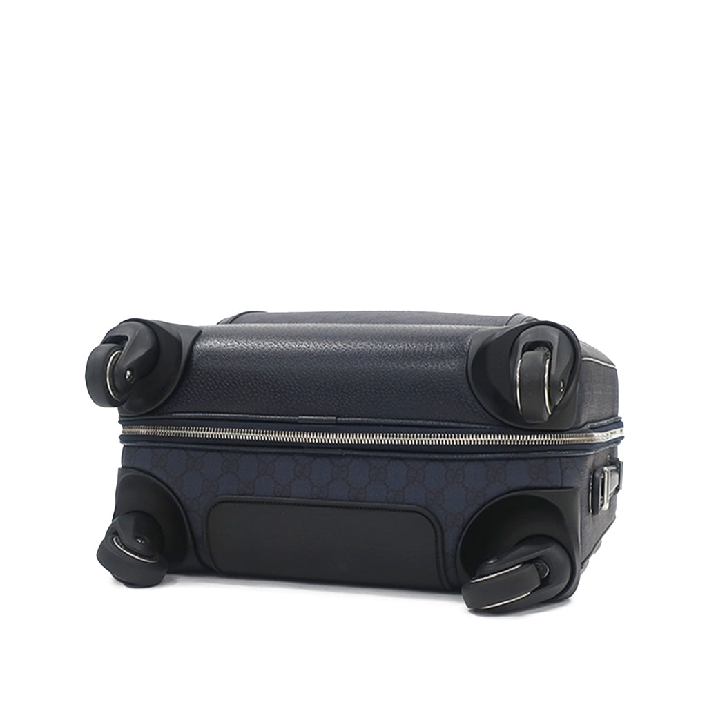 sc:https://storage.googleapis.com/luxclusif-photos-sku/FZ8XZVUCHISB82TL/FZ8XZVUCHISB82TL_3.jpg