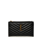 sc:https://storage.googleapis.com/luxclusif-photos-sku/GGQ3RFAR4ZONAOY5/GGQ3RFAR4ZONAOY5_1.jpg