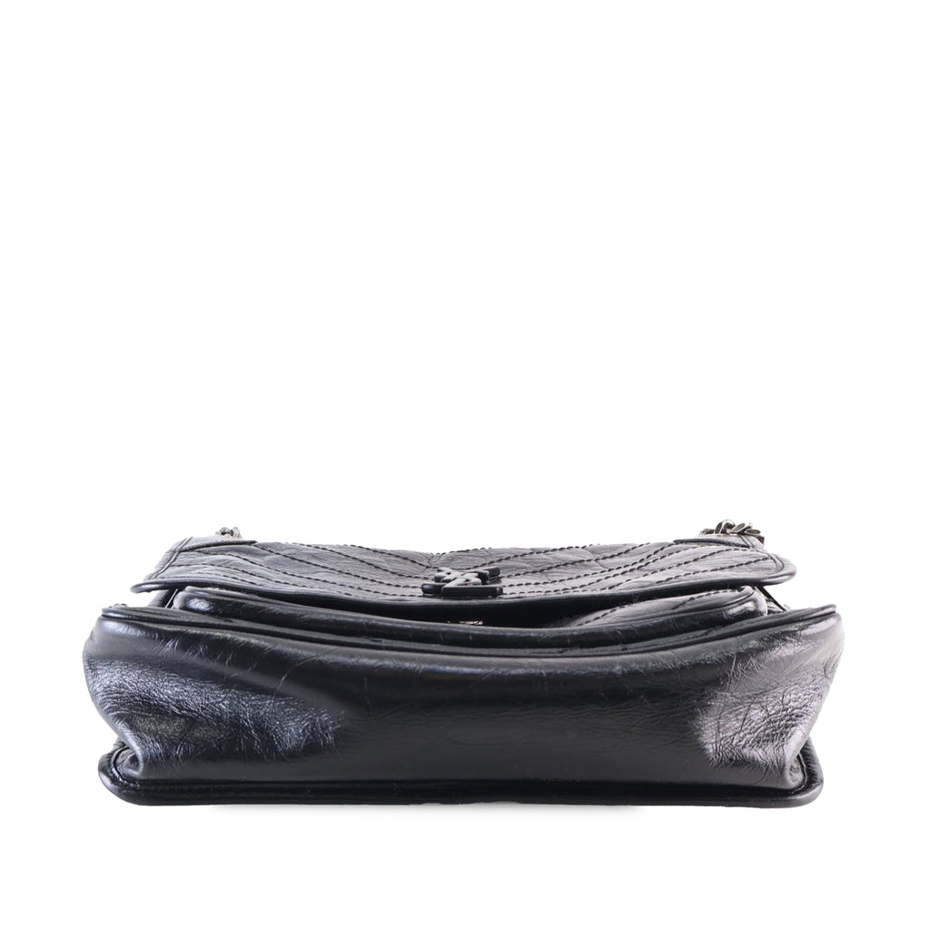 sc:https://storage.googleapis.com/luxclusif-photos-sku/GMP5GFNZTPCNO84X/GMP5GFNZTPCNO84X_3.jpg
