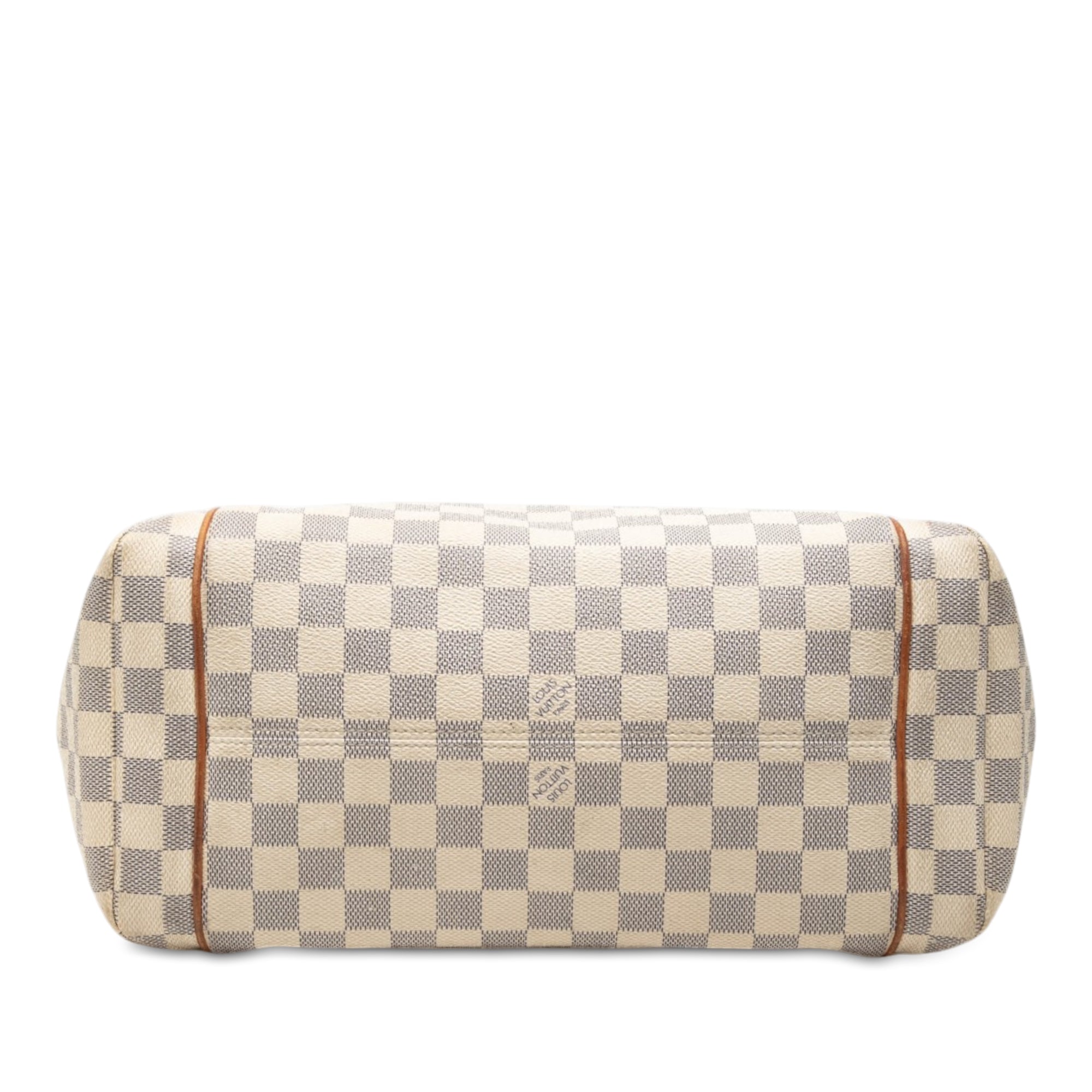 sc:https://storage.googleapis.com/luxclusif-photos-sku/HQVHY4L7NCG2PQAL/HQVHY4L7NCG2PQAL_3.jpg