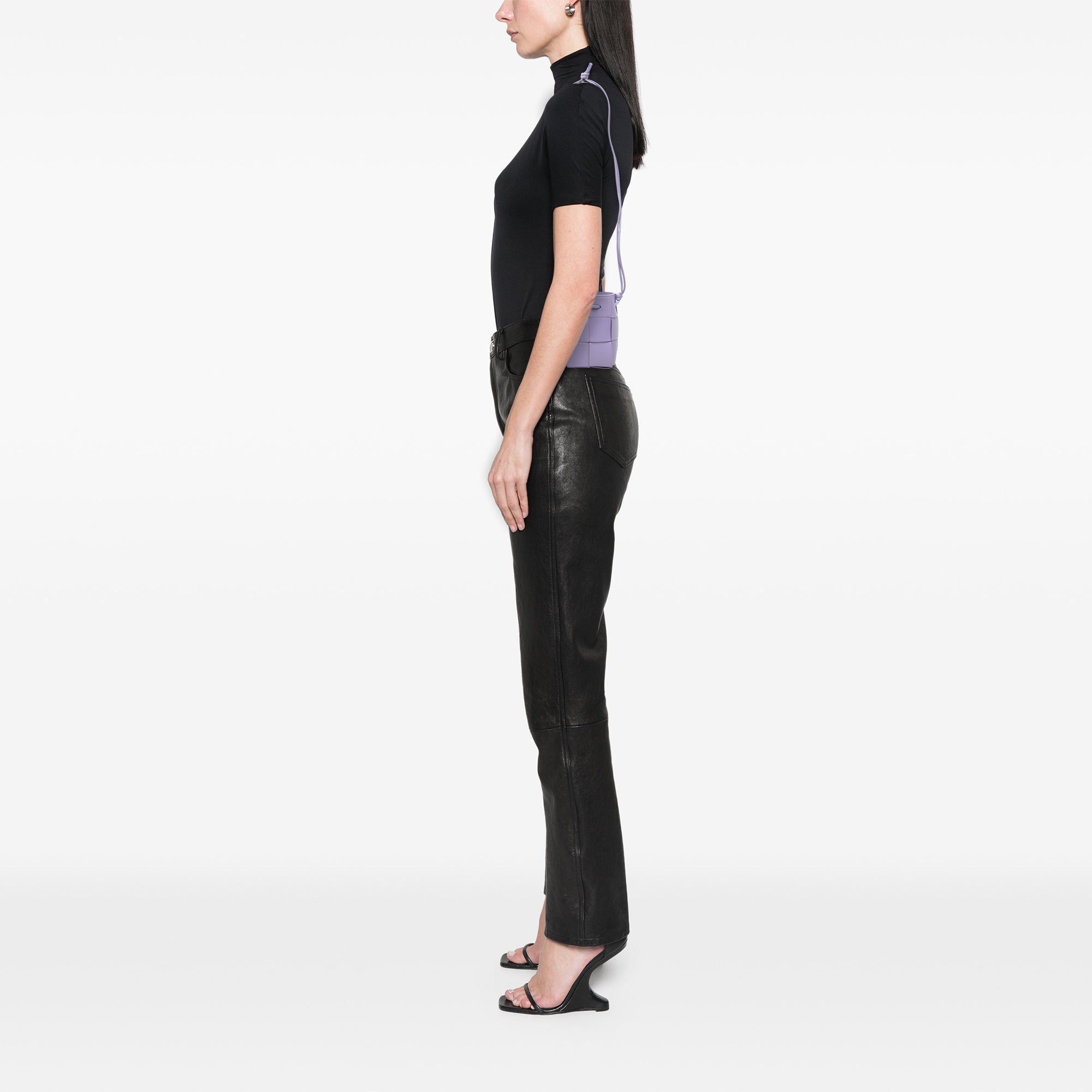 sc:https://storage.googleapis.com/luxclusif-photos-sku/IKLN4HYZF1EG1T4M/IKLN4HYZF1EG1T4M_6.jpg
