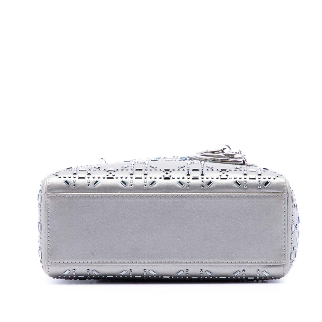 sc:https://storage.googleapis.com/luxclusif-photos-sku/JC579DEHZFMACOC8/JC579DEHZFMACOC8_3.jpg