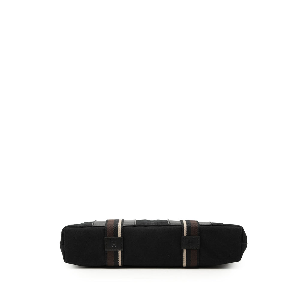 sc:https://storage.googleapis.com/luxclusif-photos-sku/JFIKCLM7OK159DAX/JFIKCLM7OK159DAX_3.jpg