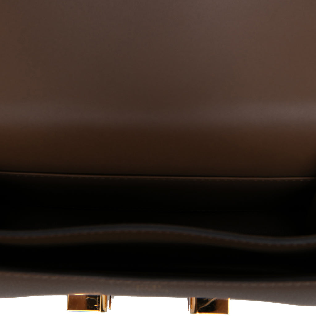 sc:https://storage.googleapis.com/luxclusif-photos-sku/JMDC0Q3CHZFGK646/JMDC0Q3CHZFGK646_4.jpg