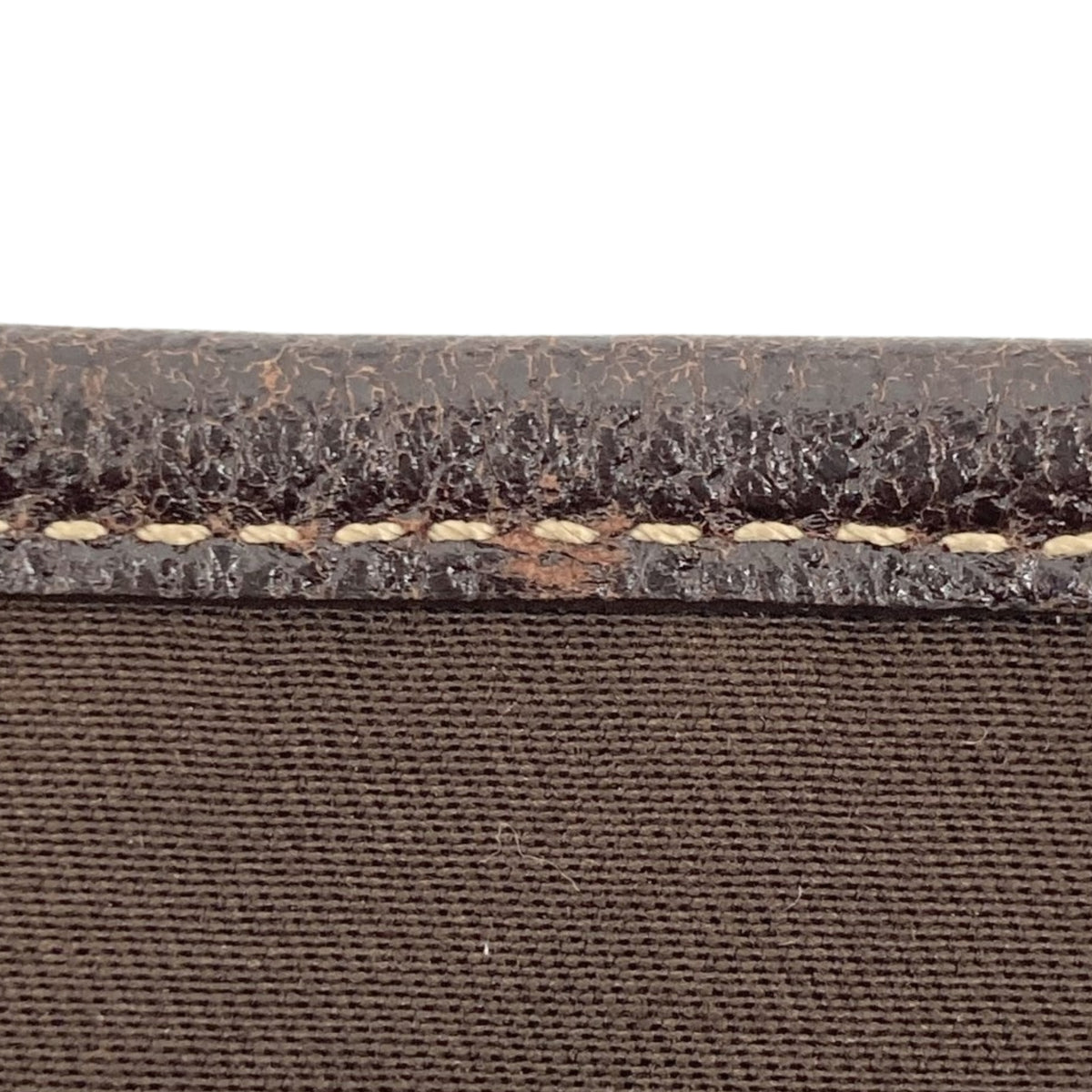sc:https://storage.googleapis.com/luxclusif-photos-sku/KIX15A12DVRT11QE/KIX15A12DVRT11QE_8.jpg