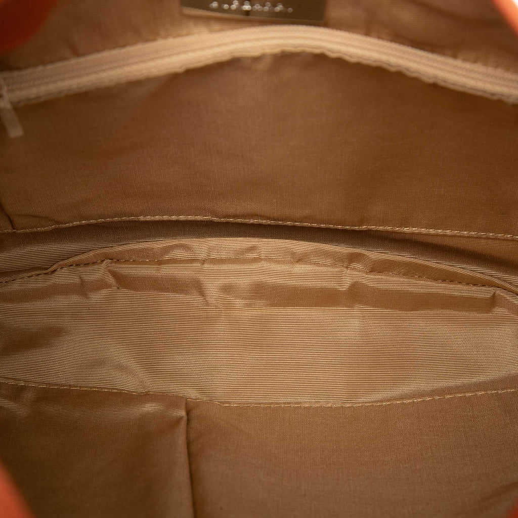 sc:https://storage.googleapis.com/luxclusif-photos-sku/LRT7W0Q1L706OCNQ/LRT7W0Q1L706OCNQ_4.jpg