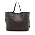 sc:https://storage.googleapis.com/luxclusif-photos-sku/M530879SMRSXTKY2/M530879SMRSXTKY2_1.jpg