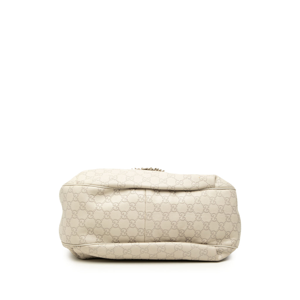 sc:https://storage.googleapis.com/luxclusif-photos-sku/MCEVVGJY7TRN62BS/MCEVVGJY7TRN62BS_3.jpg