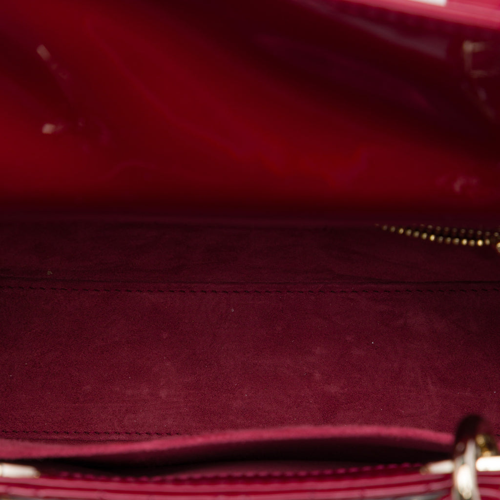 sc:https://storage.googleapis.com/luxclusif-photos-sku/MS0GVDCJEEWDYR4C/MS0GVDCJEEWDYR4C_4.jpg