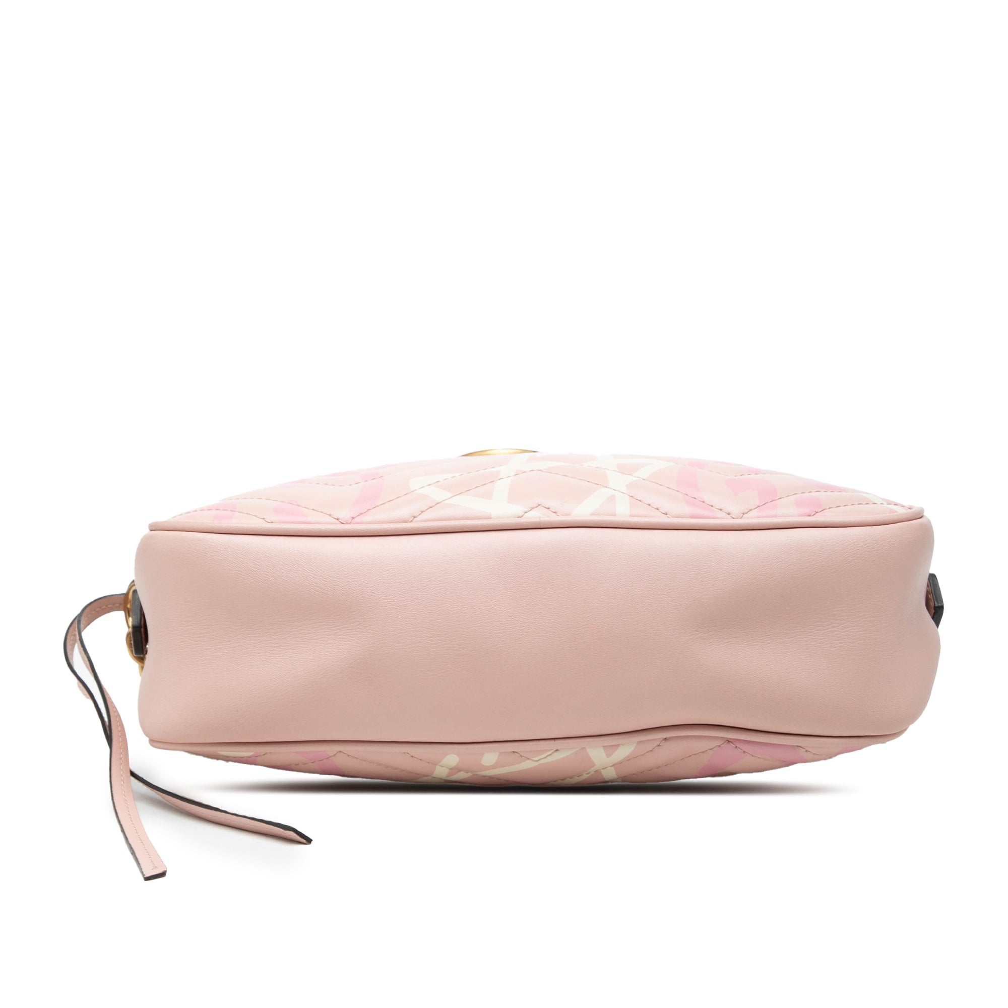 sc:https://storage.googleapis.com/luxclusif-photos-sku/NZCVGF4PMS2UA03O/NZCVGF4PMS2UA03O_3.jpg